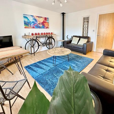 Riverside Apartment At Woodsmill Quay York Extérieur photo