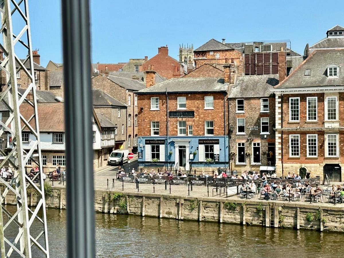 Riverside Apartment At Woodsmill Quay York Extérieur photo