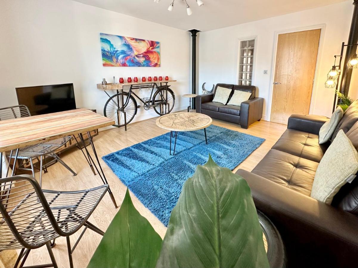 Riverside Apartment At Woodsmill Quay York Extérieur photo