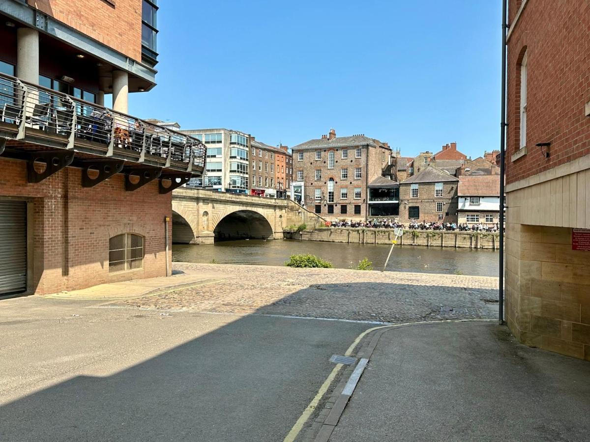 Riverside Apartment At Woodsmill Quay York Extérieur photo
