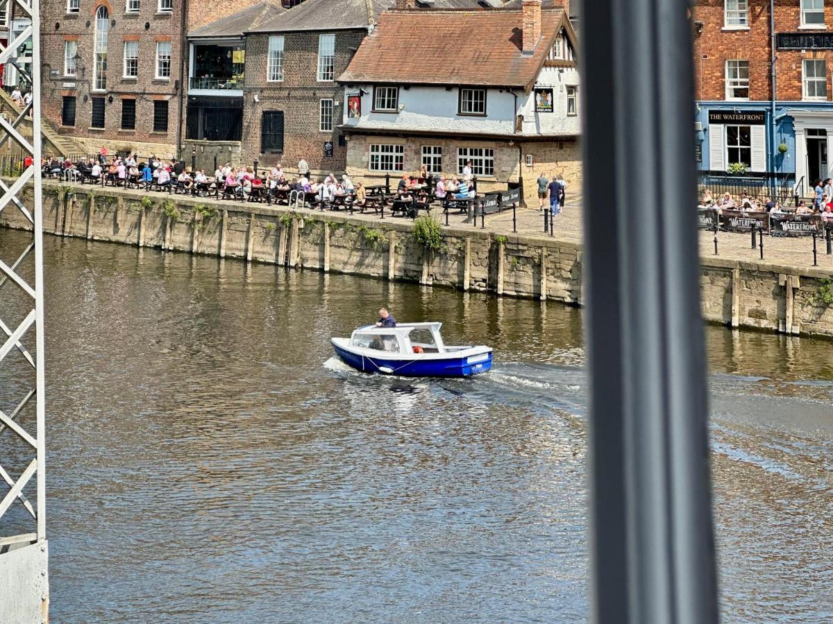 Riverside Apartment At Woodsmill Quay York Extérieur photo