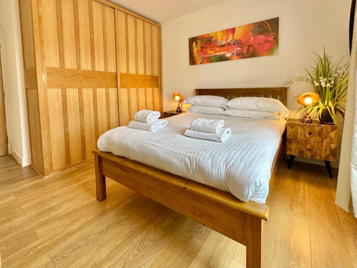 Riverside Apartment At Woodsmill Quay York Extérieur photo